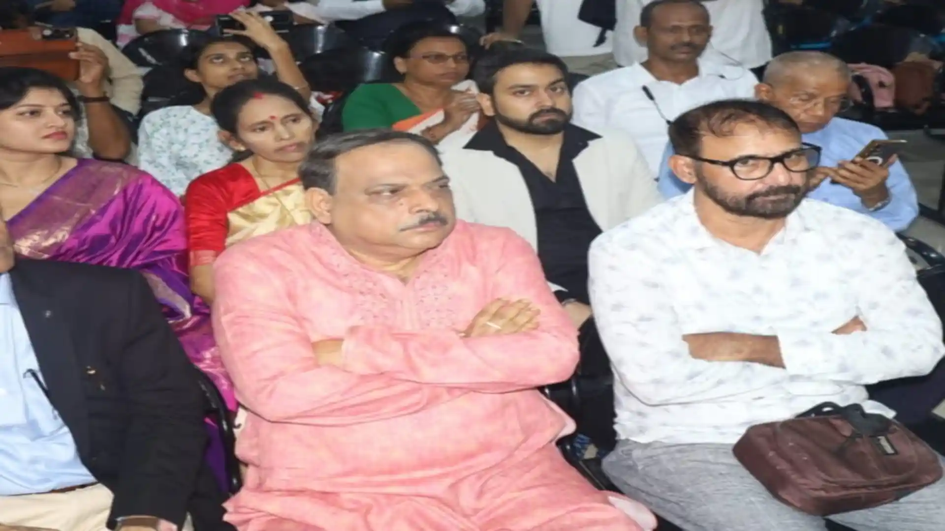 Distinguished guests seated in the audience at the award function